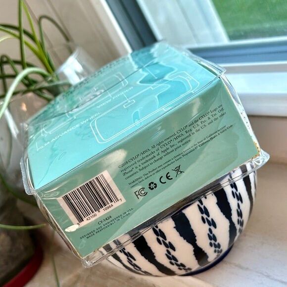 NIB CYLO Pineapple Print Underwater Disposable Camera Waterproof up to 16 Feet - Picture 9 of 12